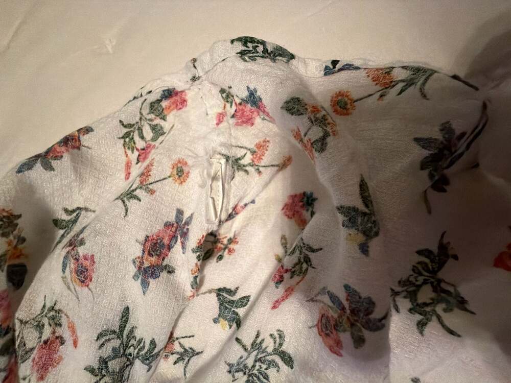 Lucky Brand Women's White Floral Print Long Sleeve Button-Down Shirt - Picture 7 of 14